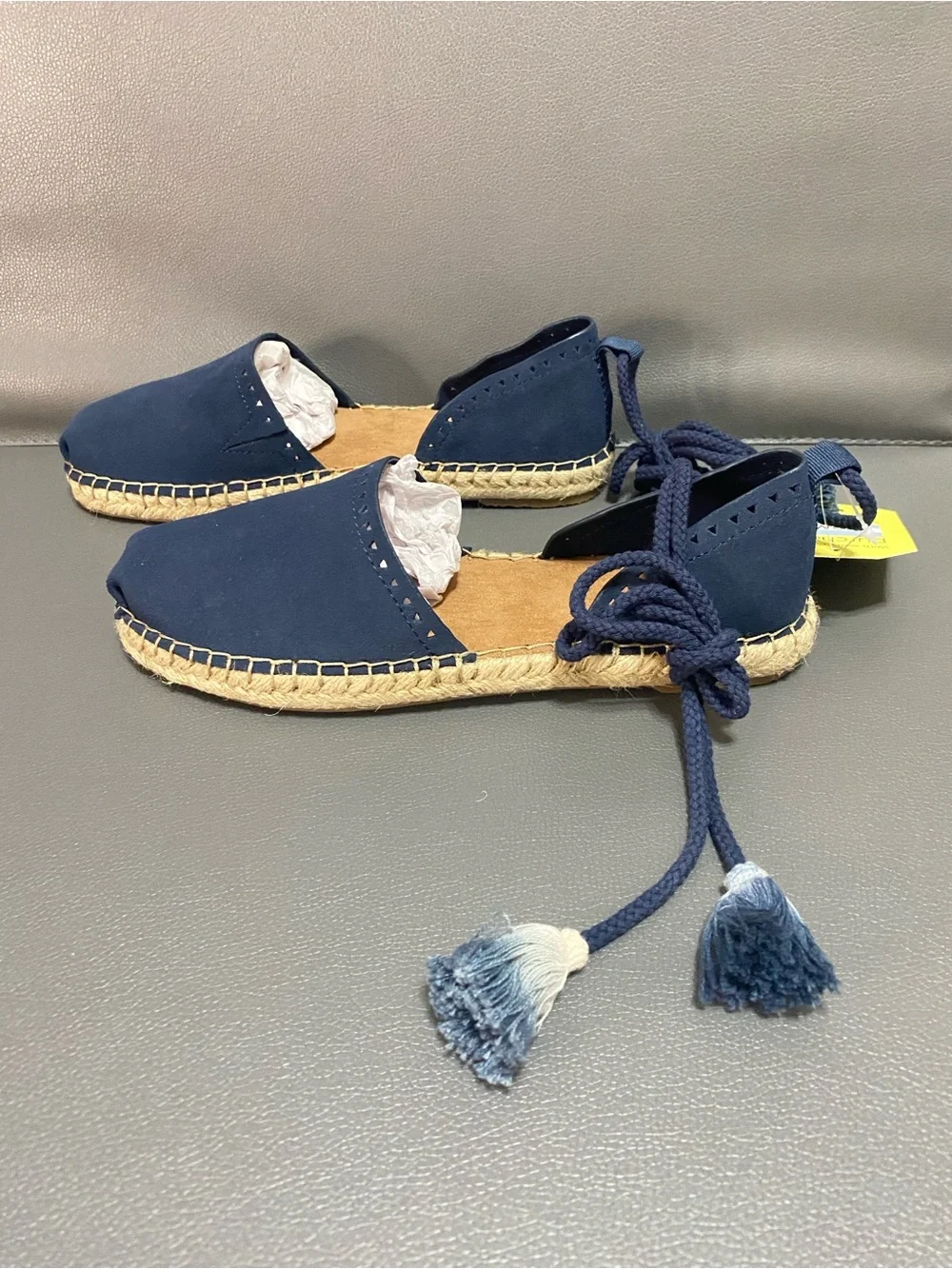 NWT Toms Katalina Suede Espadrilles
